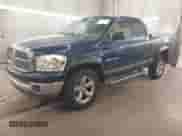 2007 Dodge 1500 SLT z VIN 1D7HU18287J511596, wystawiony jako IAAI lot #43215352 z przebiegiem 202 989 mil mil oraz . Historia ofert i sprzedaży dostępna na DreamBid. Obrazek 2.