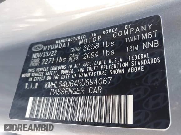 2024 Hyundai Elantra SEL with VIN KMHLS4DG4RU694067, listed as a IAAI auction lot 43202023 with 17,941 mi miles and . Bid and sale history available at DreamBid. Image 9.