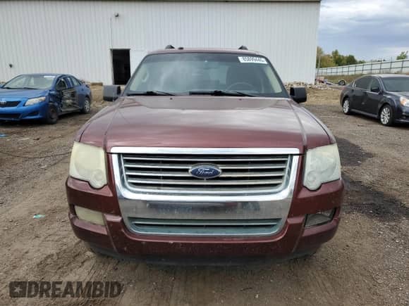 2010 Ford Explorer XLT with VIN 1FMEU7DE3AUA08706, listed as a Copart auction lot 85899445 with 137,484 mi miles and Clean title. Bid and sale history available at DreamBid. Image 5.