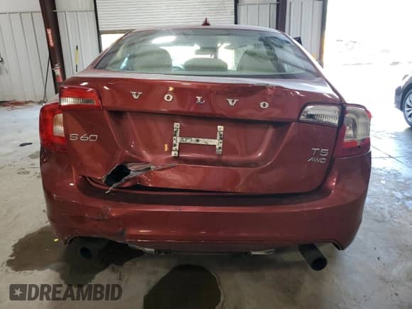 2013 Volvo S60 T5 с VIN YV1612FH5D2206273, выставлен на аукционе Copart как лот 68869365 с пробегом Не указан миль и Списание • Salvage title. История ставок и продаж доступна на DreamBid. Изображение 6.