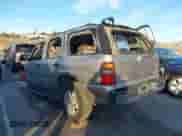 2003 Chevrolet Tahoe LS z VIN 1GNEC13T73J337859, wystawiony jako IAAI lot #41154422 z przebiegiem Nie podano mil oraz . Historia ofert i sprzedaży dostępna na DreamBid. Obrazek 3.