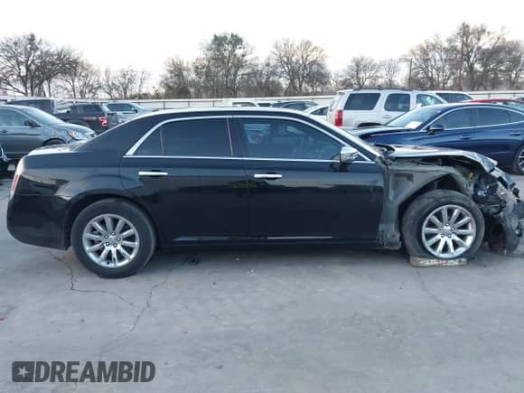 2014 Chrysler 300 C with VIN 2C3CCAEGXEH380004, listed as a IAAI auction lot 41363108 with 95,440 mi miles and . Bid and sale history available at DreamBid. Image 14.