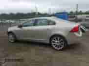 2018 Volvo S60 Inscription Platinum с VIN LYV402TM4JB163234, выставлен на аукционе Copart как лот 55423235 с пробегом 11 943 миль миль и Списание • Salvage title. История ставок и продаж доступна на DreamBid. Изображение 2.