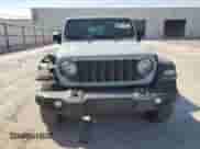 2024 Jeep Wrangler Sport S с VIN 1C4PJXDG5RW327063, выставлен на аукционе Copart как лот 80961775 с пробегом 32 818 миль миль и Списание • Salvage title. История ставок и продаж доступна на DreamBid. Изображение 5.