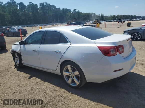 2015 Chevrolet Malibu LTZ с VIN 1G11G5SX1FF128799, выставлен на аукционе Copart как лот 81582415 с пробегом 123 941 миль миль и Списание • Salvage title. История ставок и продаж доступна на DreamBid. Изображение 2.