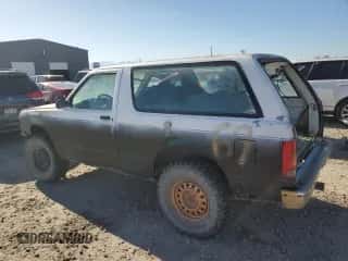 1991 Chevrolet Blazer с VIN 1GNCT18Z9M8153262, выставлен на аукционе Copart как лот 55113765 с пробегом Не указан миль и Чистый • Clean title. История ставок и продаж доступна на DreamBid. Изображение 2.