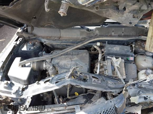 2005 Chevrolet Equinox LS with VIN 2CNDL13F656190864, listed as a IAAI auction lot 43273235 with 294,345 mi miles and . Bid and sale history available at DreamBid. Image 10.