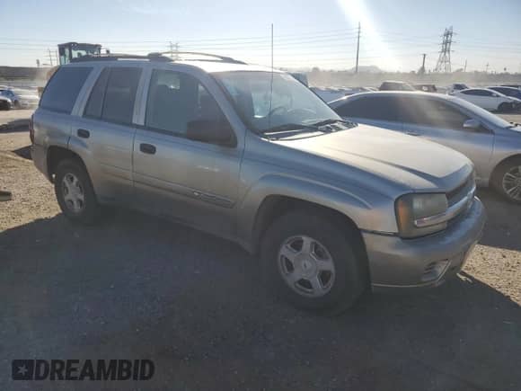 2002 Chevrolet TrailBlazer LTZ с VIN 1GNDT13SX22164589, выставлен на аукционе Copart как лот 90078765 с пробегом Не указан миль и Списание • Salvage title. История ставок и продаж доступна на DreamBid. Изображение 4.