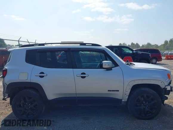2017 Jeep Renegade Altitude с VIN ZACCJBBB4HPF94098, выставлен на аукционе IAAI как лот 42822443 с пробегом 78 910 миль миль и . История ставок и продаж доступна на DreamBid. Изображение 13.