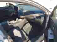 2018 Chevrolet Malibu LT z VIN 1G1ZD5STXJF268187, wystawiony jako IAAI lot #43439529 z przebiegiem 97 042 mil mil oraz . Historia ofert i sprzedaży dostępna na DreamBid. Obrazek 5.