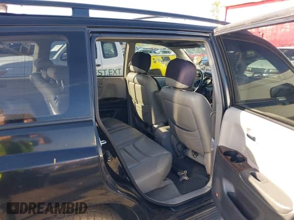 2003 Toyota Highlander Limited с VIN JTEHF21A330140032, выставлен на аукционе IAAI как лот 43572138 с пробегом 299 729 миль миль и . История ставок и продаж доступна на DreamBid. Изображение 8.
