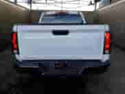 2024 Chevrolet Colorado 2WD Work Truck z VIN 1GCGSBEC9R1224060, wystawiony jako Copart lot #86636675 z przebiegiem 20 956 mil mil oraz Czysty tytuł • Clean title. Historia ofert i sprzedaży dostępna na DreamBid. Obrazek 6.