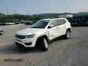 2020 Jeep Compass Altitude с VIN 3C4NJDBB0LT240052, выставлен на аукционе Copart как лот 59488145 с пробегом 24 960 миль миль и Списание • Salvage title. История ставок и продаж доступна на DreamBid. Изображение 14.