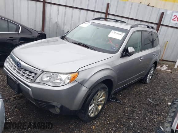 2011 Subaru Forester X Limited z VIN JF2SHAEC5BH723620, wystawiony jako IAAI lot #37275802 z przebiegiem 142 079 mil mil oraz . Historia ofert i sprzedaży dostępna na DreamBid. Obrazek 2.