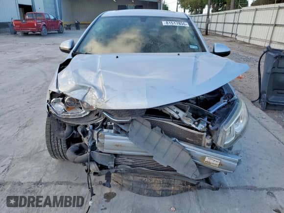 2018 Chevrolet Sonic LT with VIN 1G1JD5SB4J4133870, listed as a Copart auction lot 81517855 with 76,327 mi miles and Salvage title. Bid and sale history available at DreamBid. Image 5.