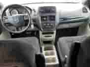2016 Dodge Grand Caravan American Value z VIN 2C4RDGBG9GR349673, wystawiony jako Copart lot #82232025 z przebiegiem 78 760 mil mil oraz Szkoda całkowita • Salvage title. Historia ofert i sprzedaży dostępna na DreamBid. Obrazek 8.