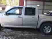 2010 Chevrolet Colorado 1LT z VIN 1GCDSCDE0A8101688, wystawiony jako IAAI lot #41631414 z przebiegiem 220 308 mil mil oraz . Historia ofert i sprzedaży dostępna na DreamBid. Obrazek 14.
