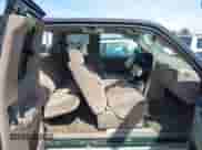 2003 GMC Sierra 1500 SLT с VIN 2GTEK19T631263010, выставлен на аукционе IAAI как лот 41846675 с пробегом 106 119 миль миль и . История ставок и продаж доступна на DreamBid. Изображение 8.
