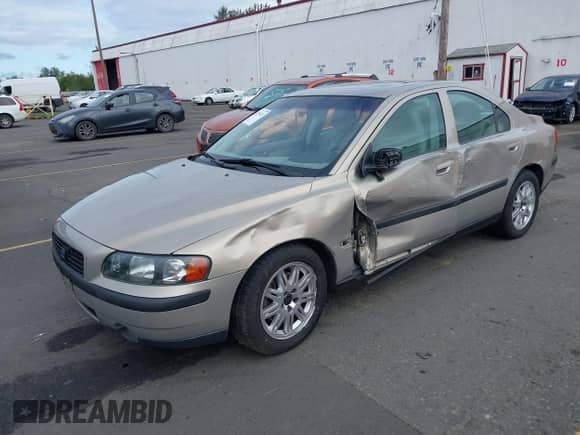 2004 Volvo S60 с VIN YV1RS59V542367297, выставлен на аукционе IAAI как лот 42294212 с пробегом 85 865 миль миль и . История ставок и продаж доступна на DreamBid. Изображение 17.