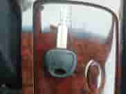 2005 Hyundai Sonata GLS z VIN KMHWF35H55A141085, wystawiony jako IAAI lot #39112075 z przebiegiem 157 941 mil mil oraz . Historia ofert i sprzedaży dostępna na DreamBid. Obrazek 11.