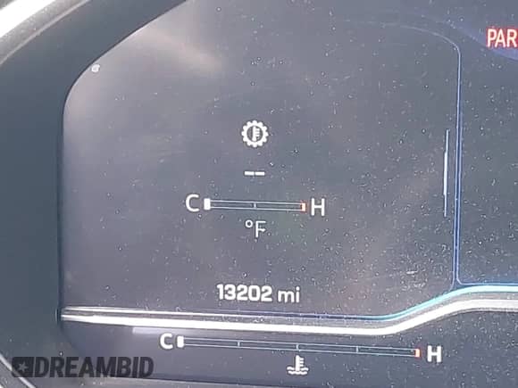 2024 Chevrolet Silverado 1500 LT with VIN 1GCUDDED4RZ259382, listed as a IAAI auction lot 41820720 with 13,202 mi miles and . Bid and sale history available at DreamBid. Image 16.