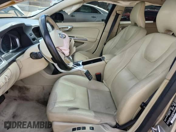 2016 Volvo S60 T5 Premier с VIN YV1612TK5G1399275, выставлен на аукционе Copart как лот 71801215 с пробегом 123 901 миль миль и Списание • Salvage title. История ставок и продаж доступна на DreamBid. Изображение 7.