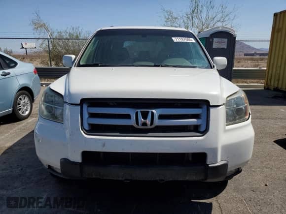 2006 Honda Pilot EX-L с VIN 2HKYF18516H550651, выставлен на аукционе Copart как лот 71197085 с пробегом 177 120 миль миль и Списание • Salvage title. История ставок и продаж доступна на DreamBid. Изображение 5.