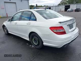 2010 Mercedes-Benz C 300 Sport с VIN WDDGF8BB3AR125040, выставлен на аукционе IAAI как лот 43392392 с пробегом 135 072 миль миль и . История ставок и продаж доступна на DreamBid. Изображение 3.