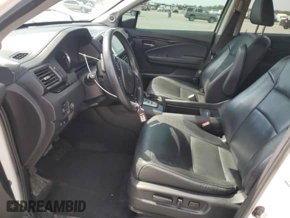 2017 Honda Pilot Touring with VIN 5FNYF6H91HB064701, listed as a Copart auction lot 81267865 with 209,701 mi miles and Salvage title. Bid and sale history available at DreamBid. Image 7.