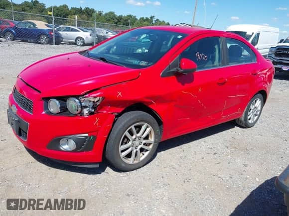 2015 Chevrolet Sonic LT с VIN 1G1JC5SH3F4179740, выставлен на аукционе IAAI как лот 43179070 с пробегом 119 554 миль миль и . История ставок и продаж доступна на DreamBid. Изображение 2.