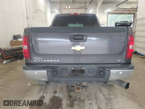 2011 Chevrolet Silverado 3500HD SRW LT with VIN 1GC4K0C81BF140233, listed as a Copart auction lot 60223335 with 280,309 mi miles and Salvage title. Bid and sale history available at DreamBid. Image 6.