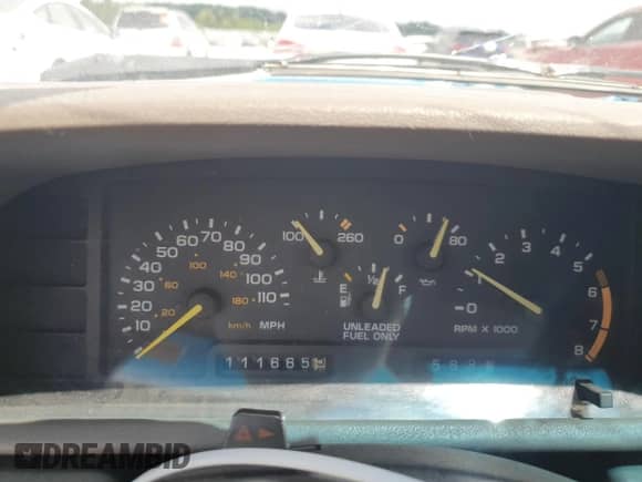 1993 Chevrolet Cavalier с VIN 1G1JF34T2P7101477, выставлен на аукционе Copart как лот 64758905 с пробегом 111 665 миль миль и Списание • Salvage title. История ставок и продаж доступна на DreamBid. Изображение 9.
