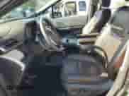 2022 Toyota Sienna Platinum с VIN 5TDESKFC9NS047593, выставлен на аукционе Copart как лот 71589285 с пробегом 96 602 миль миль и Списание • Salvage title. История ставок и продаж доступна на DreamBid. Изображение 7.