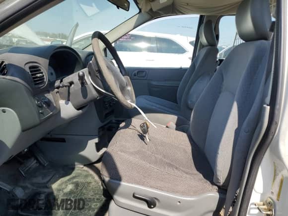 2006 Dodge Caravan Cargo with VIN 1D4GP21E26B511872, listed as a Copart auction lot 85147915 with 61,792 mi miles and Clean title. Bid and sale history available at DreamBid. Image 7.