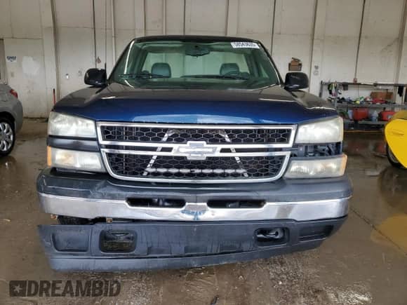 2007 Chevrolet Silverado 1500 Work Truck с VIN 3GCEK14V27G201092, выставлен на аукционе Copart как лот 58543635 с пробегом 141 742 миль миль и Списание • Salvage title. История ставок и продаж доступна на DreamBid. Изображение 5.