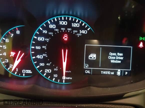 2018 Chevrolet Sonic Premier z VIN 1G1JF5SB6J4136215, wystawiony jako IAAI lot #43298299 z przebiegiem 114 910 mil mil oraz . Historia ofert i sprzedaży dostępna na DreamBid. Obrazek 16.