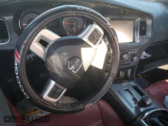 2011 Dodge Charger RT Max with VIN 2B3CM5CT7BH548999, listed as a Copart auction lot 47032965 with Not provided miles and Non repairable. Bid and sale history available at DreamBid. Image 8.