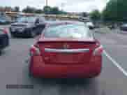 2015 Nissan Altima S z VIN 1N4AL3AP6FC247531, wystawiony jako IAAI lot #42635186 z przebiegiem 147 761 mil mil oraz . Historia ofert i sprzedaży dostępna na DreamBid. Obrazek 16.