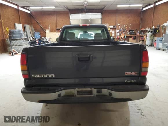 2004 GMC Sierra 1500 Work Truck with VIN 1GTEC14X54Z113888, listed as a Copart auction lot 70976055 with 149,275 mi miles and Salvage title. Bid and sale history available at DreamBid. Image 6.