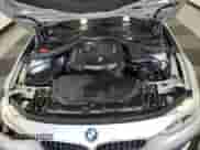 2017 BMW 3 Series 330i z VIN WBA8B9G3XHNU57198, wystawiony jako Copart lot #81082275 z przebiegiem 77 360 mil mil oraz Czysty tytuł • Clean title. Historia ofert i sprzedaży dostępna na DreamBid. Obrazek 11.