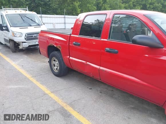 2006 Dodge Dakota ST with VIN 1D7HE28K16S505179, listed as a IAAI auction lot 42483353 with 103,862 mi miles and . Bid and sale history available at DreamBid. Image 6.