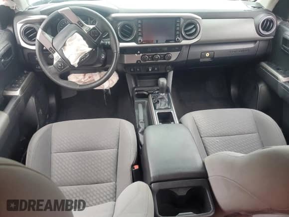 2022 Toyota Tacoma SR5 с VIN 3TMAZ5CN3NM180481, выставлен на аукционе Copart как лот 81331005 с пробегом 31 323 миль миль и Списание • Salvage title. История ставок и продаж доступна на DreamBid. Изображение 8.