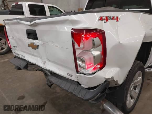 2017 Chevrolet Silverado 1500 LTZ с VIN 3GCUKSEJ5HG451652, выставлен на аукционе IAAI как лот 41465012 с пробегом 131 881 миль миль и . История ставок и продаж доступна на DreamBid. Изображение 6.