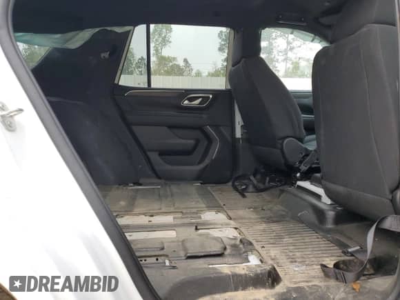 2022 Chevrolet Tahoe Commercial with VIN 1GNSCLED9NR160420, listed as a Copart auction lot 46946784 with 38,697 mi miles and Salvage title. Bid and sale history available at DreamBid. Image 11.