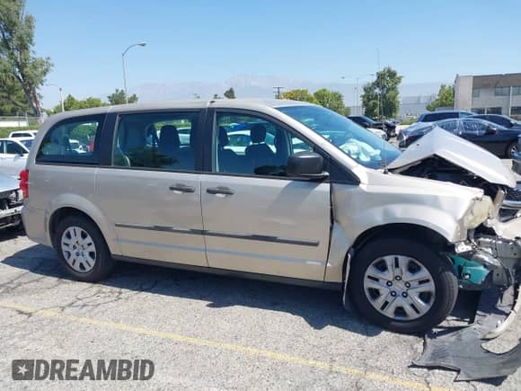 2014 Dodge Grand Caravan SE with VIN 2C4RDGBG2ER316379, listed as a IAAI auction lot 42531072 with 140,095 mi miles and . Bid and sale history available at DreamBid. Image 13.