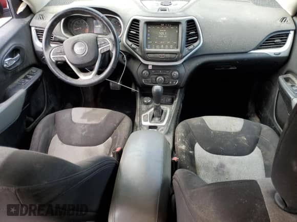 2014 Jeep Cherokee Latitude with VIN 1C4PJMCS0EW127724, listed as a Copart auction lot 62024285 with 129,171 mi miles and Clean title. Bid and sale history available at DreamBid. Image 8.