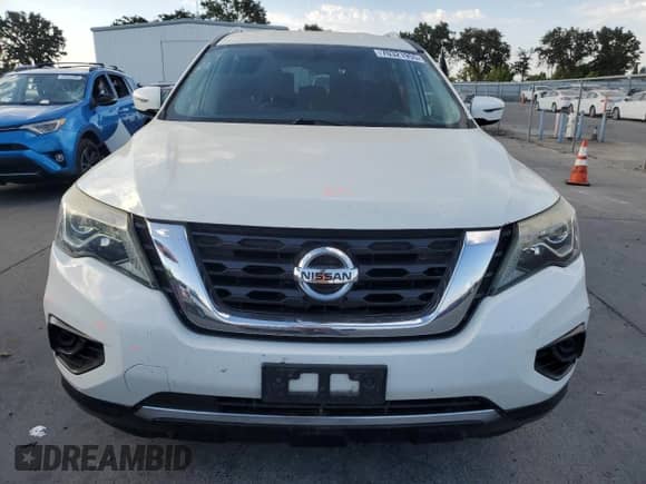 2017 Nissan Pathfinder SL with VIN 5N1DR2MN6HC637490, listed as a Copart auction lot 70321955 with 93,545 mi miles and Salvage title. Bid and sale history available at DreamBid. Image 5.