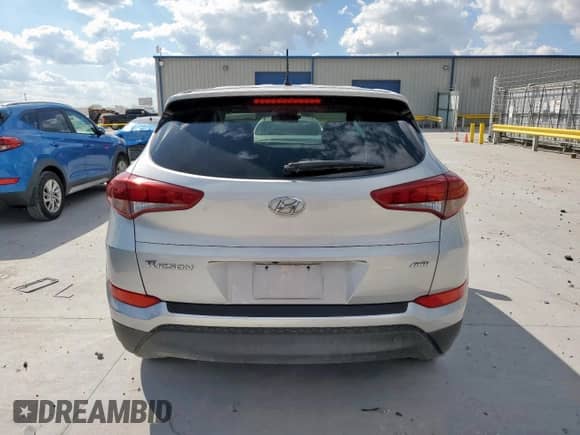 2018 Hyundai Tucson SE z VIN KM8J2CA47JU787987, wystawiony jako Copart lot #84050445 z przebiegiem 108 298 mil mil oraz Szkoda całkowita • Salvage title. Historia ofert i sprzedaży dostępna na DreamBid. Obrazek 6.
