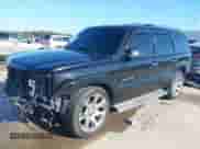 2006 Cadillac Escalade с VIN 1GYEC63NX6R148341, выставлен на аукционе IAAI как лот 42603913 с пробегом 219 673 миль миль и . История ставок и продаж доступна на DreamBid. Изображение 2.