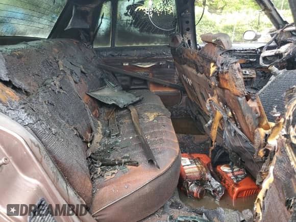 1983 Chevrolet Caprice с VIN 2G1AN69H6D1112354, выставлен на аукционе Copart как лот 73111544 с пробегом Не указан миль и Списание • Salvage title. История ставок и продаж доступна на DreamBid. Изображение 10.